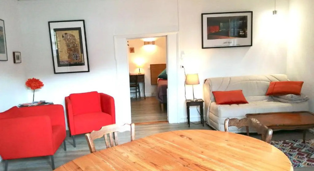 Апартаменты Appartement Le bain aux plantes
