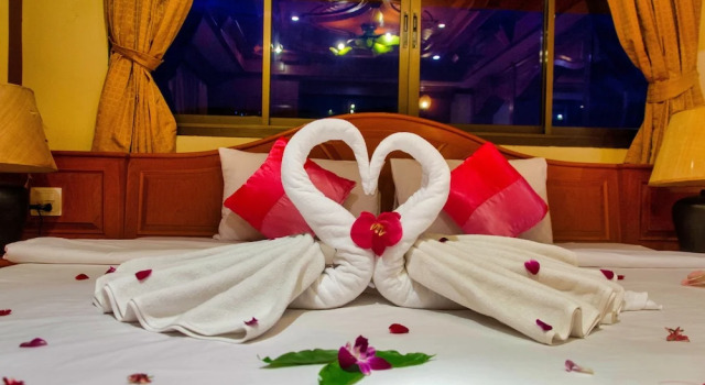Номер Standard Пентхаус с балконом и с видом на море Diva Patong Hotel