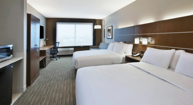 Holiday Inn Express & Suites Okemos - University Area, an IHG Hotel, Buchen Sie Hotel Okemos Michigan