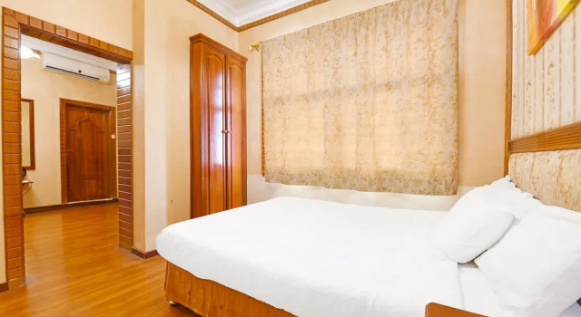 Двухместный номер Standard Capital O 125 Moon Plaza Hotel