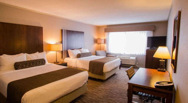 Четырёхместный номер Standard Best Western Mountainview Inn
