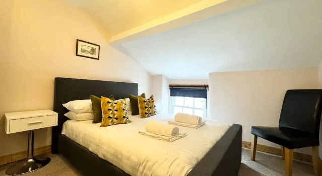 Ulverston Cozy Cottage Retreat, Varaa Lomakoti Hotellit Cumbria pysäköinnillä, Pysäköinti