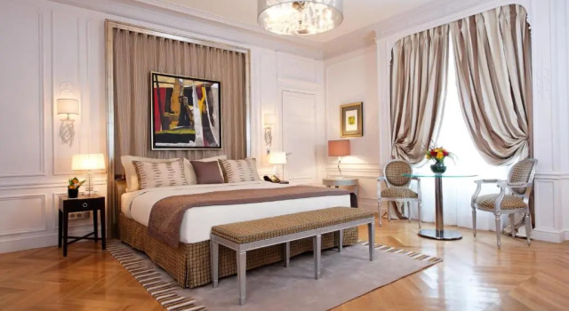 Номер Deluxe с красивым видом из окна Majestic Hotel Spa - Champs Elysées