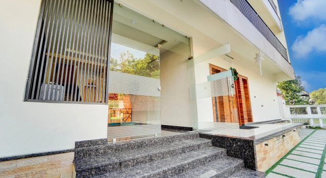 Super Townhouse Kalady
