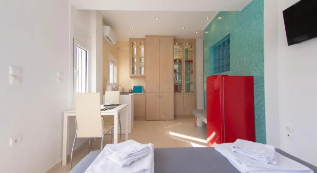 Lux Sea Studio - Porto Rafti, Забронировать Отель Отели Маркопоуло - Месогаиа с парковкой, Парковка