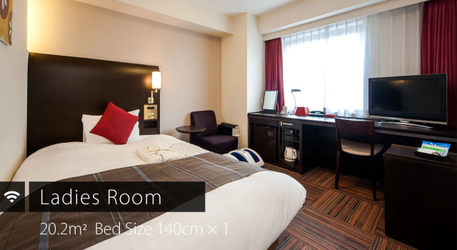 Кровать в общем номере (женский номер) Daiwa Roynet Hotel Oita