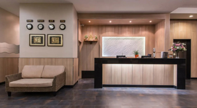 Marsi Hotel @ Bangchak, Забронировать Отель Отели Samut Prakan Province с парковкой, Парковка