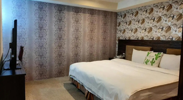 Номер Premier H.M.Hotel