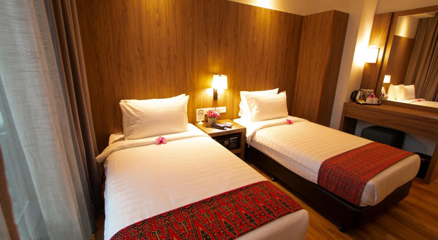 Двухместный номер Standard AZ Hotel & Serviced Apartments