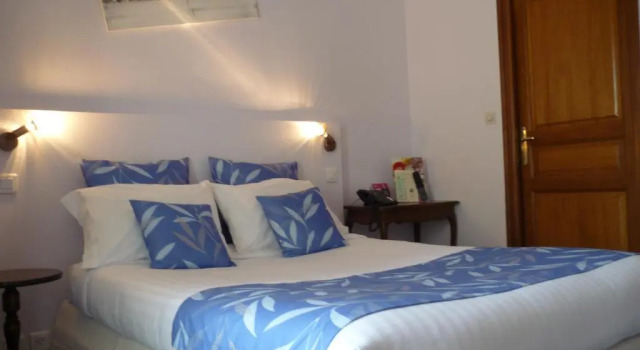 Двухместный номер Comfort The Originals Boutique, Hôtel Clos Sainte Marie, Nevers