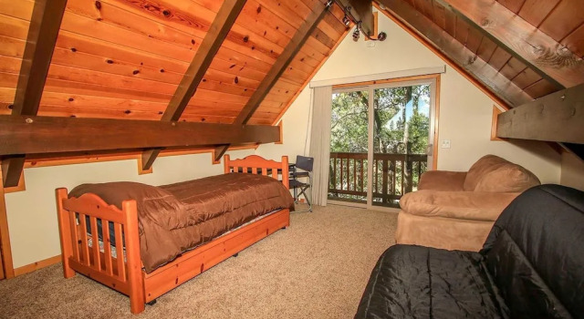 1548-kiki's Chalet, Забронировать Шале Биг-Бэар-Сити San Bernardino Mountains