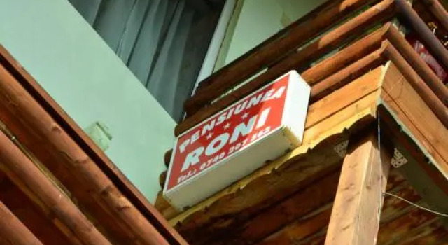 Pension Roni, Rezervovat Hotel Hotely v Prahova Valley s parkováním, Parkování
