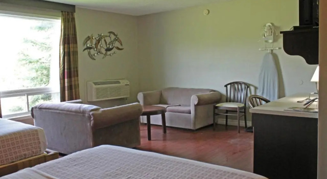 Люкс Standard Leelas Villa Inn Flesherton