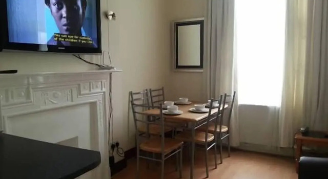 Kensington and Chelsea Apartment