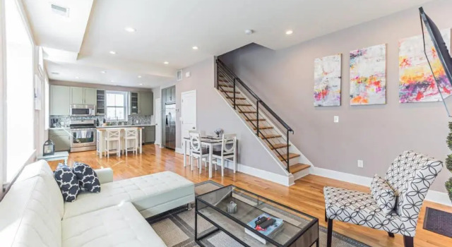 Коттедж Fire Pit -Roof Deck- Parking -Penn-CHOP-Sleeps 7