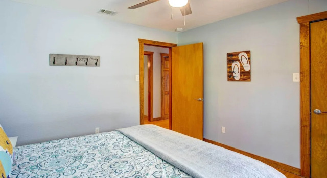 Cedar Creek Lakefront Vacation Rental w/ Pool, Book Feriehus Gun Barrel City Texas