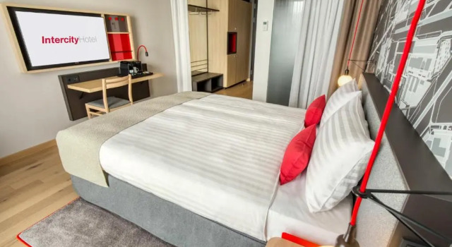 Двухместный номер Superior IntercityHotel Amsterdam Schiphol Airport