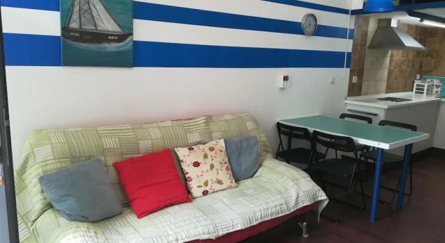 Studio in Calafell, With Wonderful sea View and Wifi - 800 m From the, Rezervasyon Otel El Vendrell El Baix Penedès, Platja de les Madrigueres yakınında