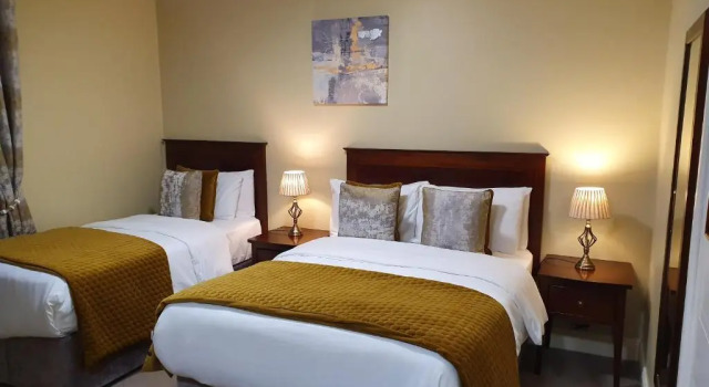 Семейный номер Standard Uppercross House Hotel