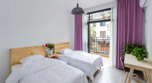 Enshi More Mountain YHA, Prenota Hotel Hotel a Enshi Prefecture con parcheggio, Parcheggio