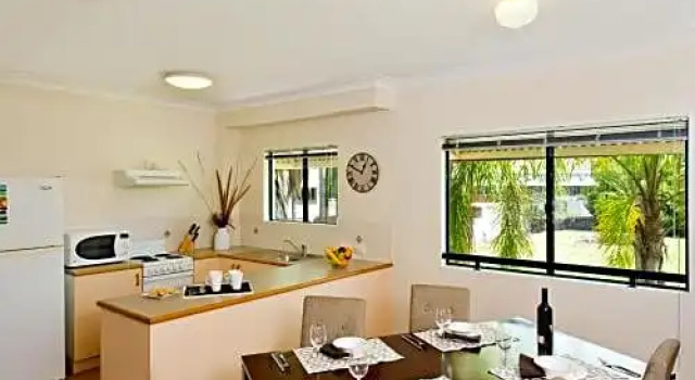 Семейный люкс с 2 комнатами Park Regis Anchorage