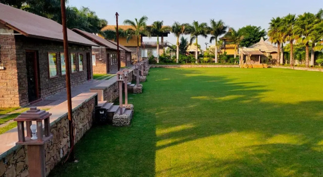 Anokhi Dhani Resort, Забронировать Курортный отель Курортные отели Бунди, Курортный отель