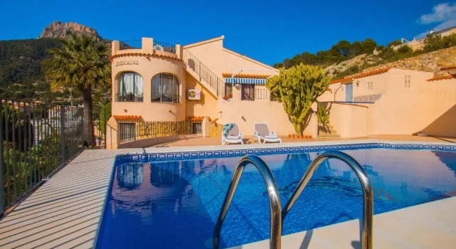 Villa Markus - Plusholidays, Забронировать Вилла Отели Кальпе с бассейном, Бассейн
