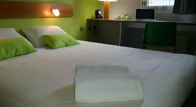 Forest Hotel, Rezervasyon Otel Montagnat Ain
