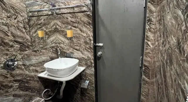 Двухместный номер Standard Hotel Shiva Palace