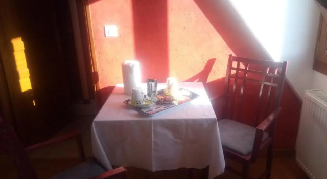 La Ferme de Bout de la Ville, Book Bed and Breakfast  