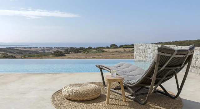 Вилла с 3 комнатами Hidden Hill Naxos Villas
