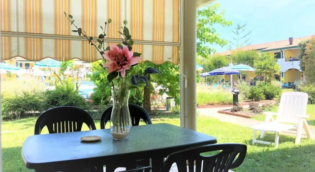 Апартаменты Enjoy the sun From a Private Garden!