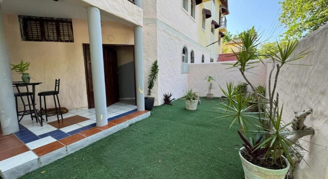 Cozy Studio Apartment 2 min to the Beach, Rooftop