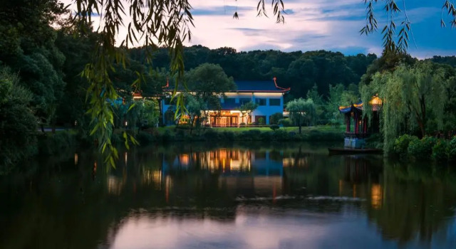 Двухместный номер Standard с видом на внутренний двор West Lake State Guest House