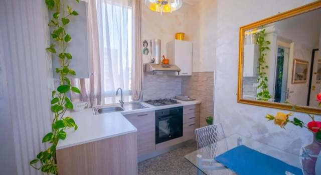 Sun House, Забронировать Отель Кальяри Южная Сардиния, рядом с Национальный археологический музей