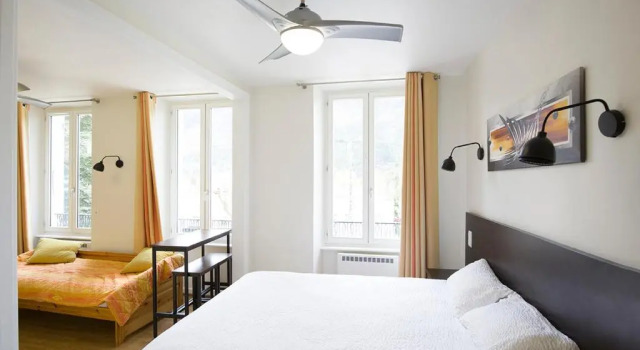 Номер Standard Logis Hotel & Restaurant Le Carnot
