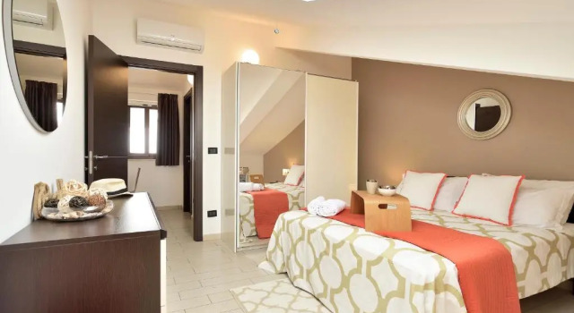 Attico Vista Mare e Piscina, Book Apartment Hotels in Sicily with a Pool, Swimming Pool
