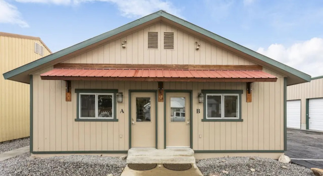 The Yellowstone Hideaway Unit B, Забронировать Апартаменты/квартира Апартаменты Вест-Йеллоустон, рядом с West Yellowstone Visitor Information Center, Апартаменты/квартира