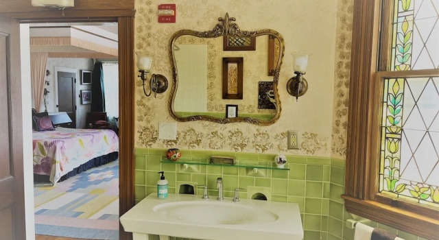 Люкс Munroe Inn Boutique Hotel