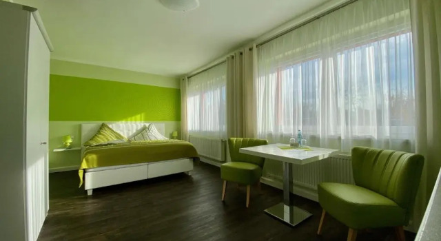 Номер Deluxe Restaurant & Pension Rüssel - Pub