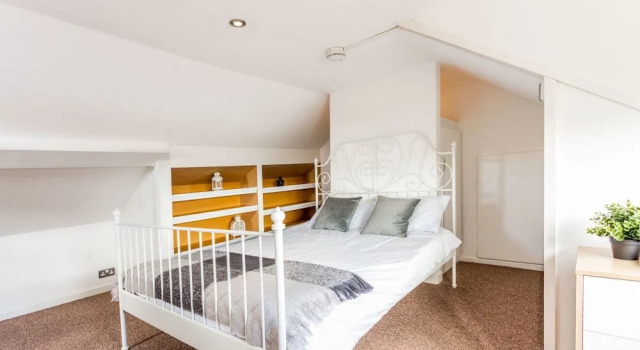 Luxury 6 bed home in the heart of Cambridge, Забронировать Отель Отели Кембриджа 4 звезды, рядом с The Fitzwilliam Museum, 4*