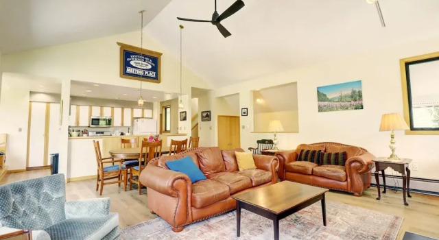 195 Summerwood 3 Bedroom Home by RedAwning