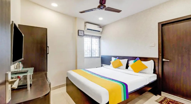 Номер Economy Itsy Hotels Neeranand Plaza, Bhawanipur