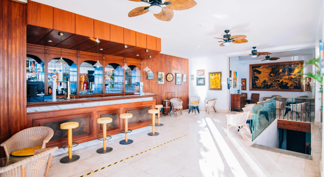 Hotel Roger de Flor Seleqtta