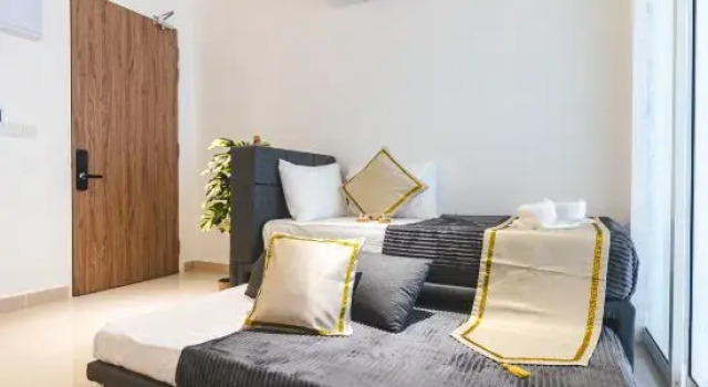 Люкс с видом на море Holiday Suites Seaview at The Shore Kota Kinabalu