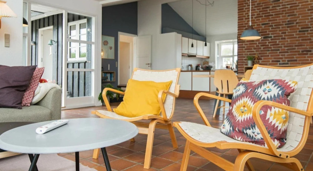 Beautiful Seaside Holiday Home in Juelsminde With Terrace, Prenota Casa vacanze Ville a Vestjylland, Villa