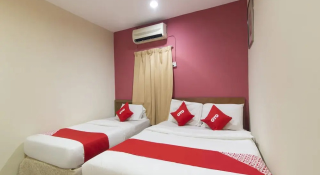 Трёхместный номер Deluxe OYO 44100 Hotel Casavilla Petaling Jaya
