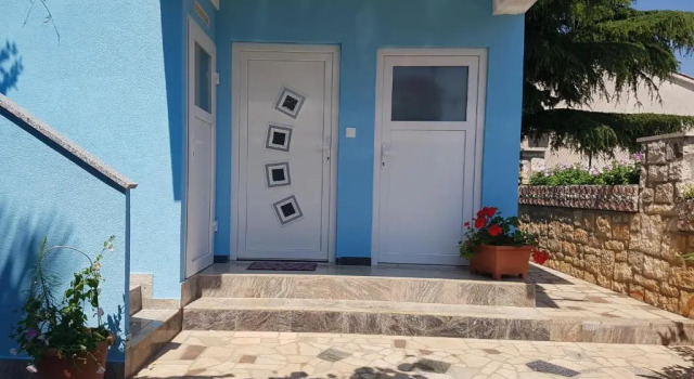 Апартаменты Цокольный этаж Apartments Ljubic