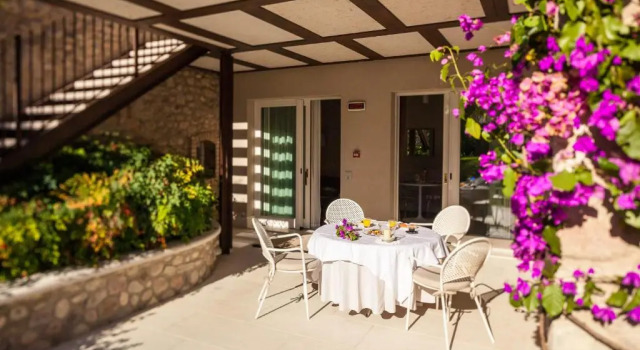 Люкс с видом на сад Quercia Belvedere Relais