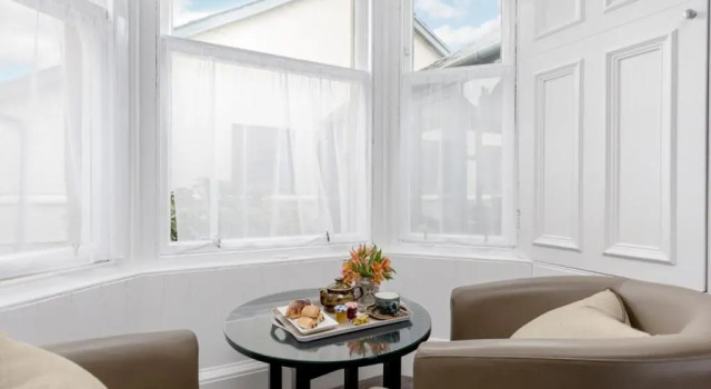 Четырёхместный номер Deluxe Kirkstyle Hotel